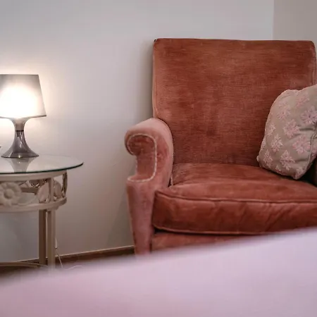 L'antre Des Bastides Bed & Breakfast